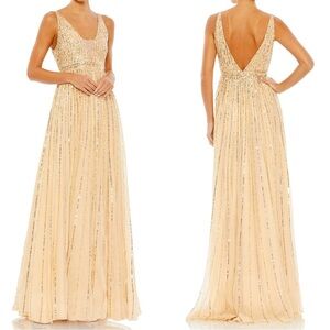 Mac Duggal Sequined Plunge V-Neck A-Line Gown Sz 20 Beige Mesh Maxi Dress